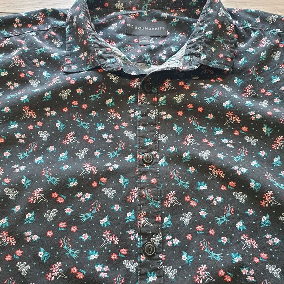 No Boundaries Men Black Floral Button Up Short Sleeve Shirt XL Vacation Black - Picture 4 of 6